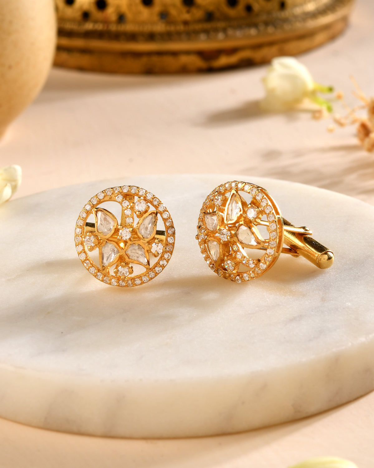 Cufflinks